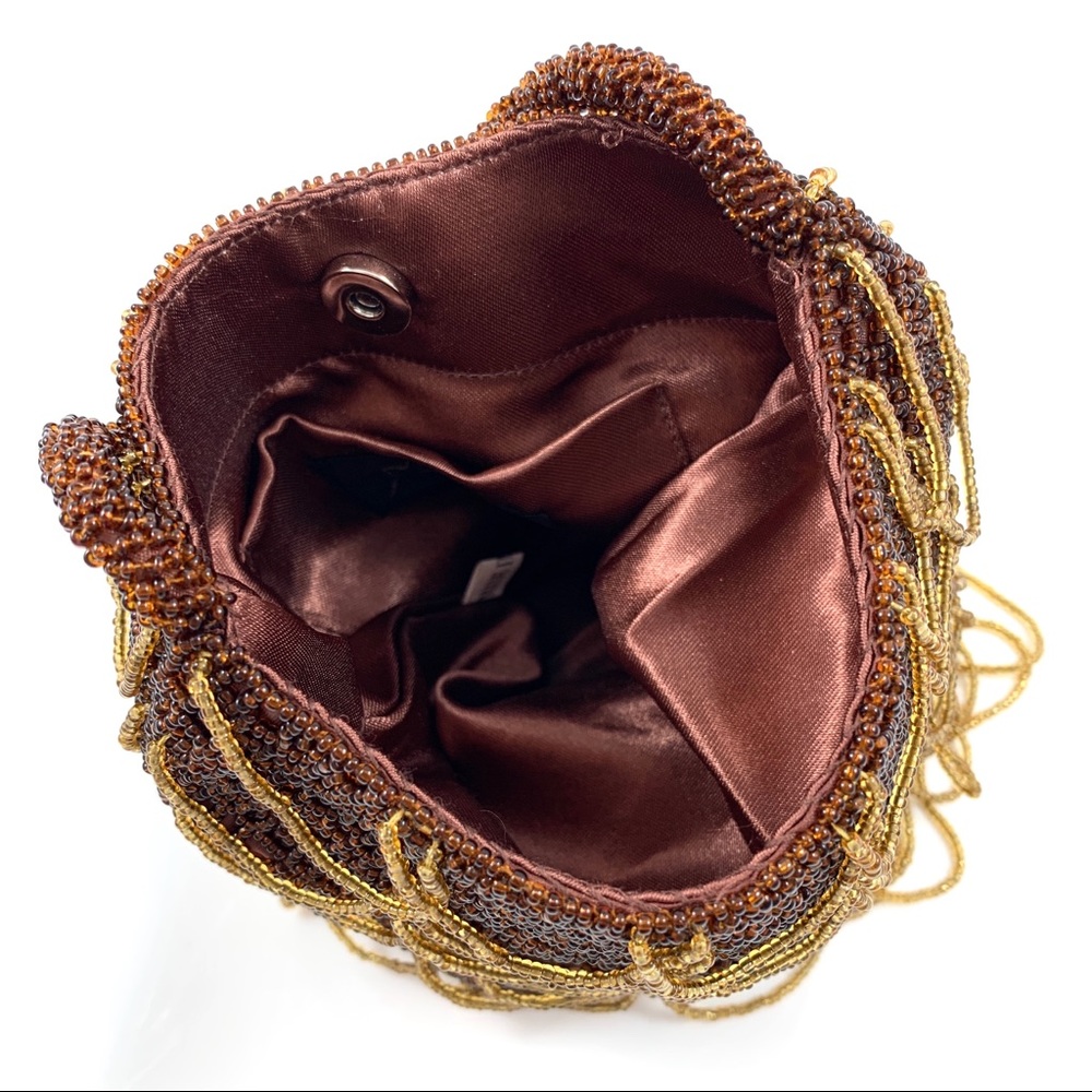 ❌SOLD❌ VTG brown and gold glass beaded scalloped mini bag - Picture 7 of 8